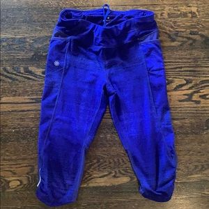 ⭐️Athleta Crop Leggings Space Dye purple blue